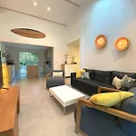 Spacieuse Avec Jacuzzi Et Piscine Chauffee A Hossegor - Fr-1-413-261 Βίλα