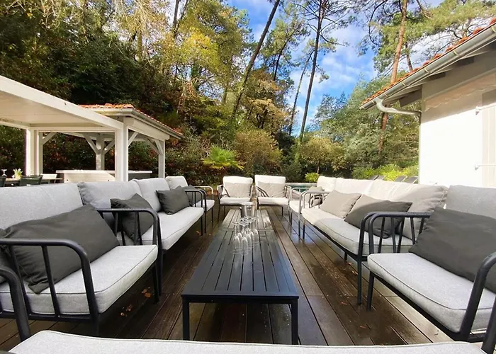 Spacieuse Avec Jacuzzi Et Piscine Chauffée à Hossegor - Fr-1-413-261 Villa *