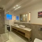 Spacieuse Avec Jacuzzi Et Piscine Chauffee A Hossegor - Fr-1-413-261 *